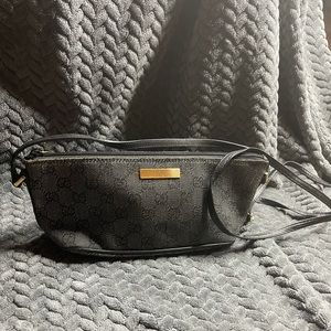 ✨ Gucci Crossbody ✨